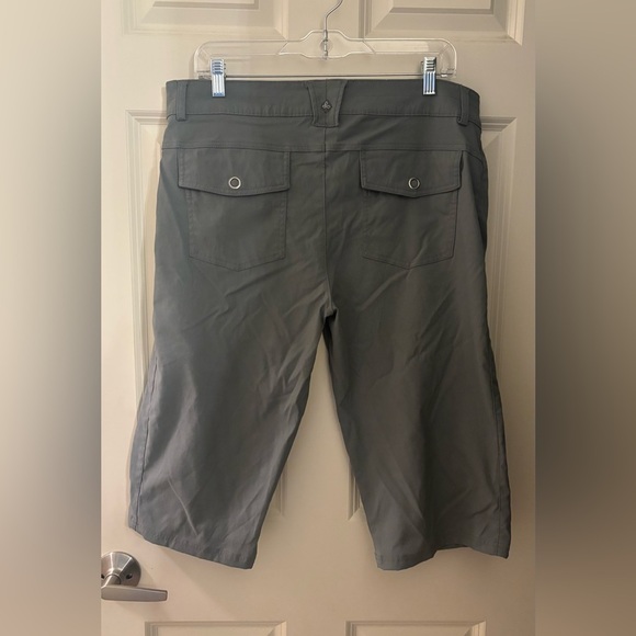 Prana Vintage Mid Rise Bermuda Hike Shorts, Gray, Size 14 - Picture 6 of 8
